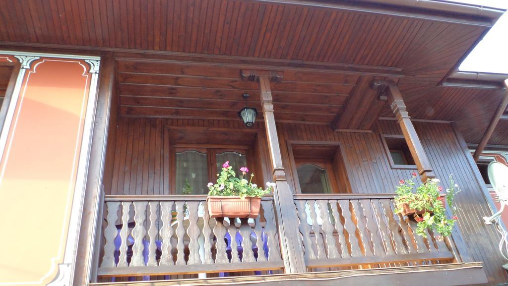 Chuchura Family Hotel Koprivsjtitsa Eksteriør bilde