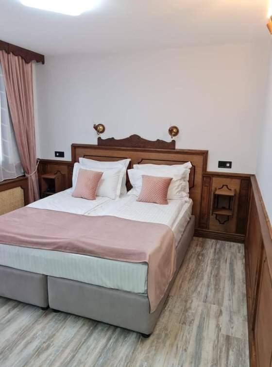 Chuchura Family Hotel Koprivsjtitsa Eksteriør bilde