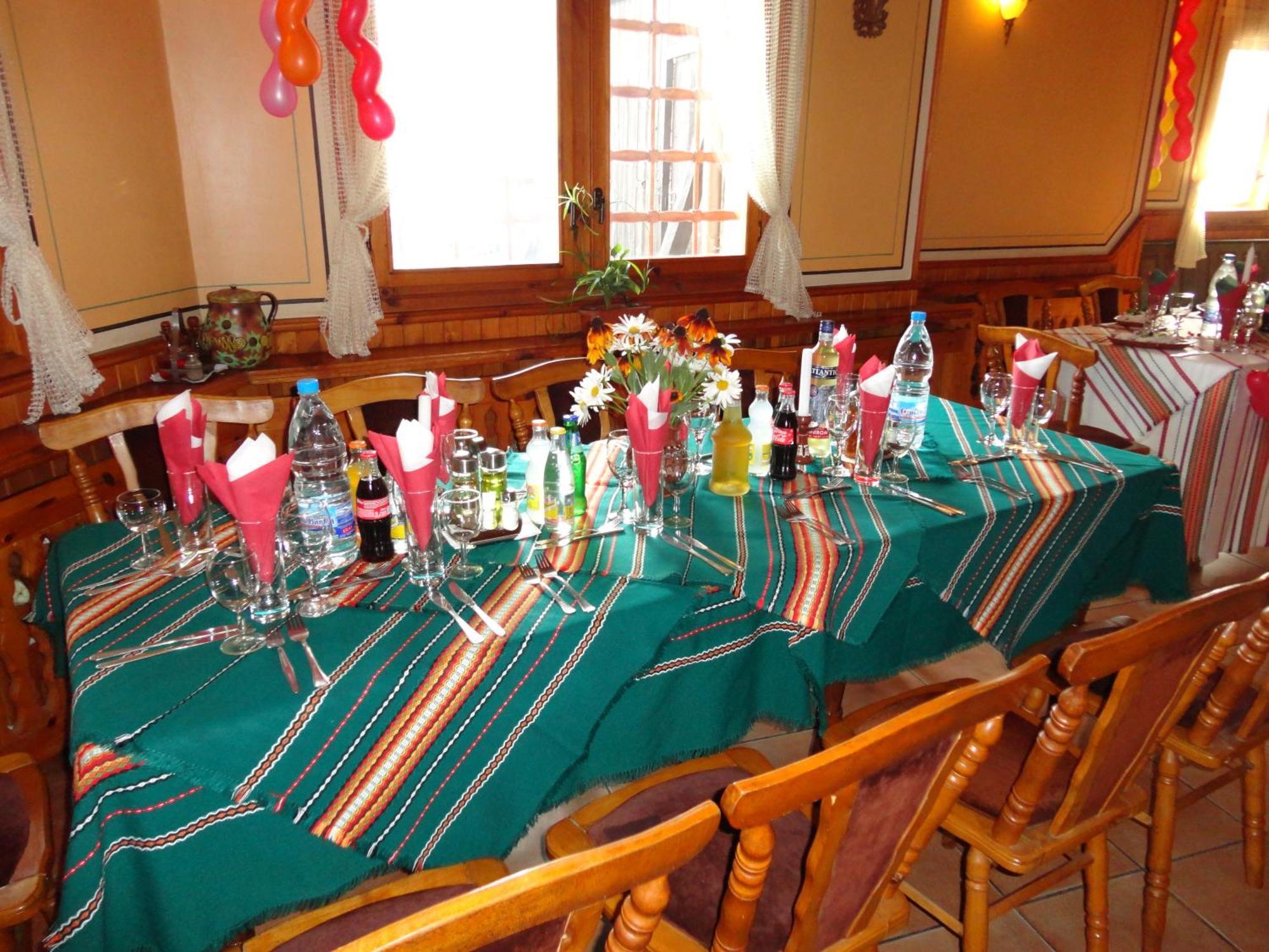 Chuchura Family Hotel Koprivsjtitsa Eksteriør bilde